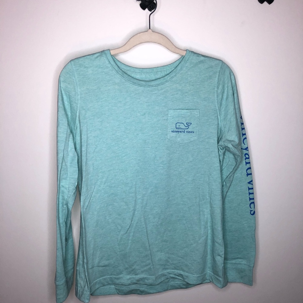 Long sleeve vineyard vines shirt